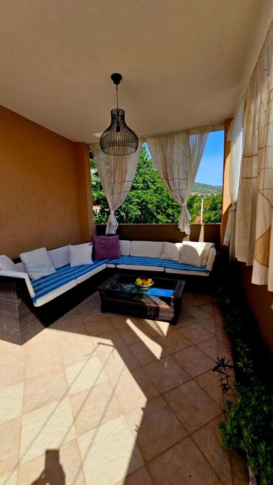 Lovely House With Swimming Pool Mostar Eksteriør billede